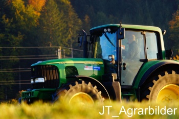 JOHN DEERE 6820