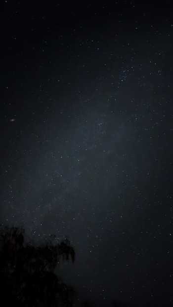 Die Milchstrasse in Begleitung der Andromedagalaxie